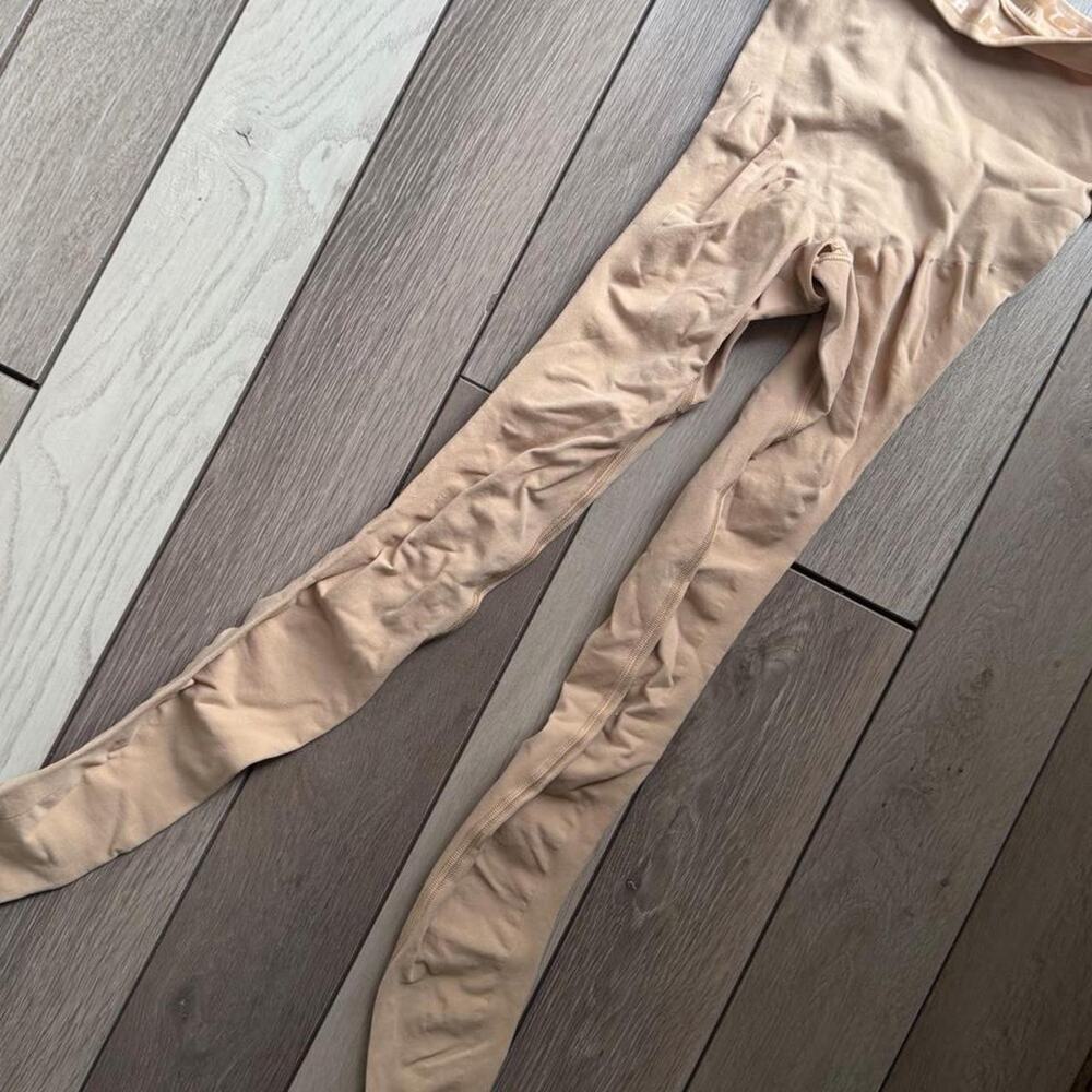 SKIMS Seamless Sculpt Leggings L/XL Nude